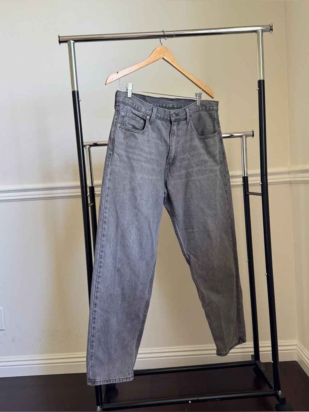 Men's Levi's 550'92 Relaxed Taper Fit Denim Jeans W 34 L 30 Washed Gray Preowned